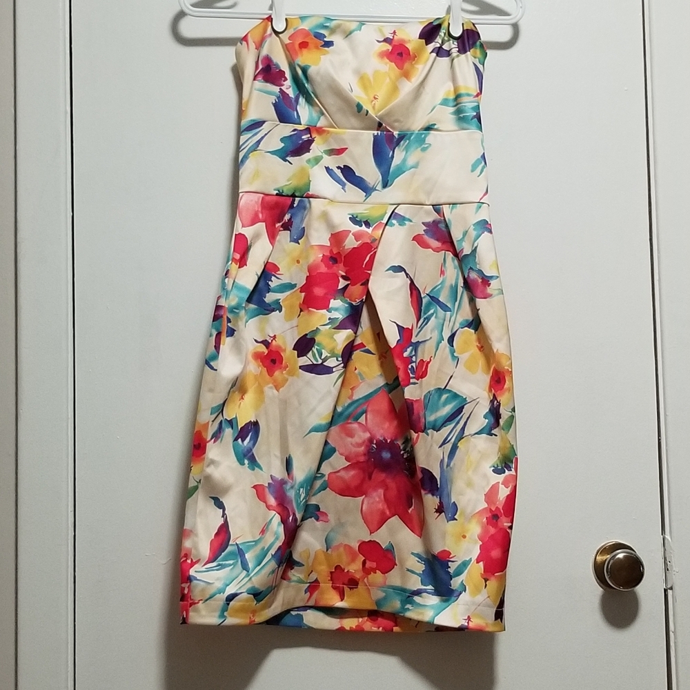 Strapless Floral Dress 🇬🇧 UK 8/US 4